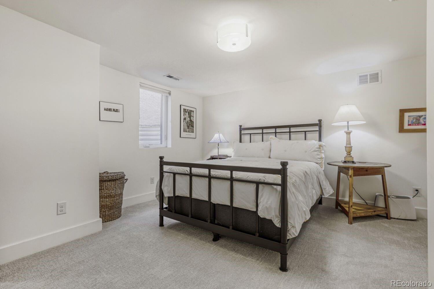 MLS Image #22 for 2260  bellaire street,denver, Colorado