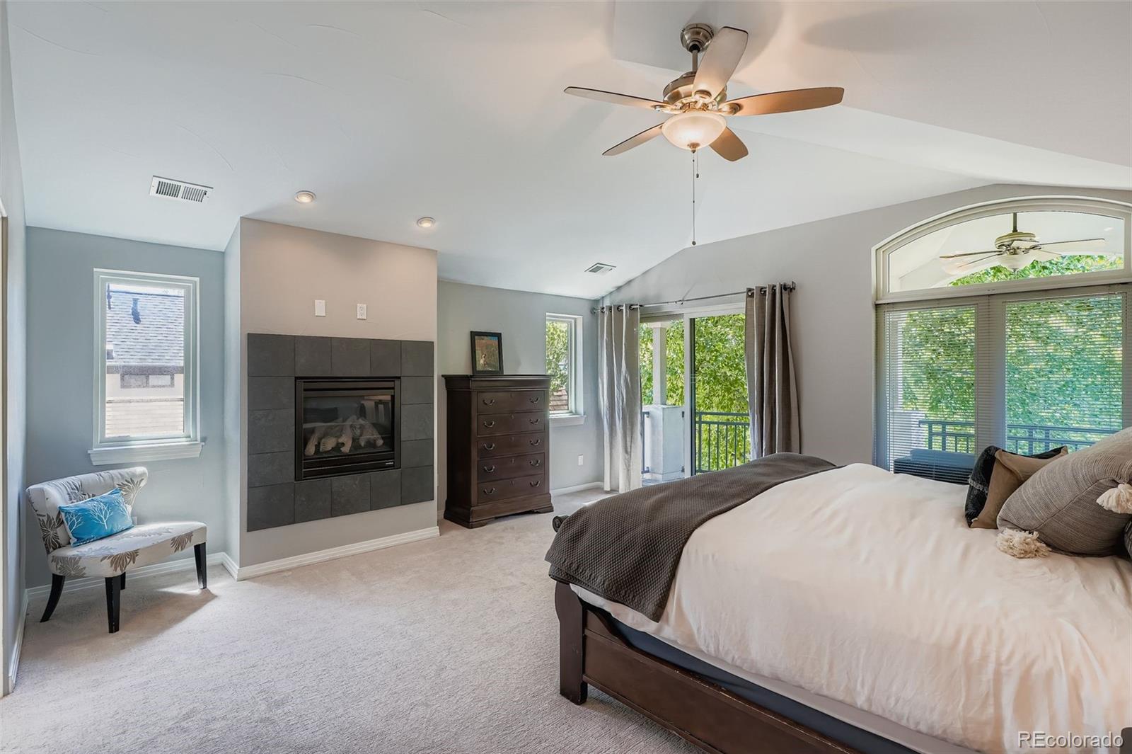 MLS Image #11 for 648 s gaylord street,denver, Colorado