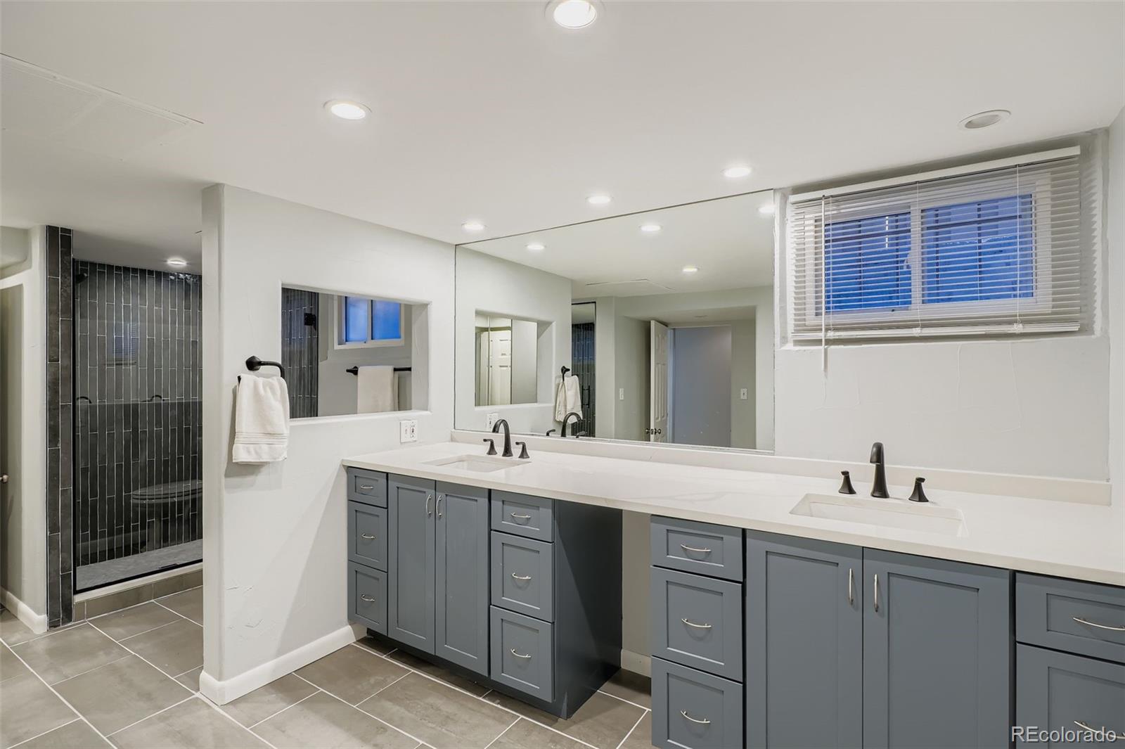 MLS Image #20 for 648 s gaylord street,denver, Colorado