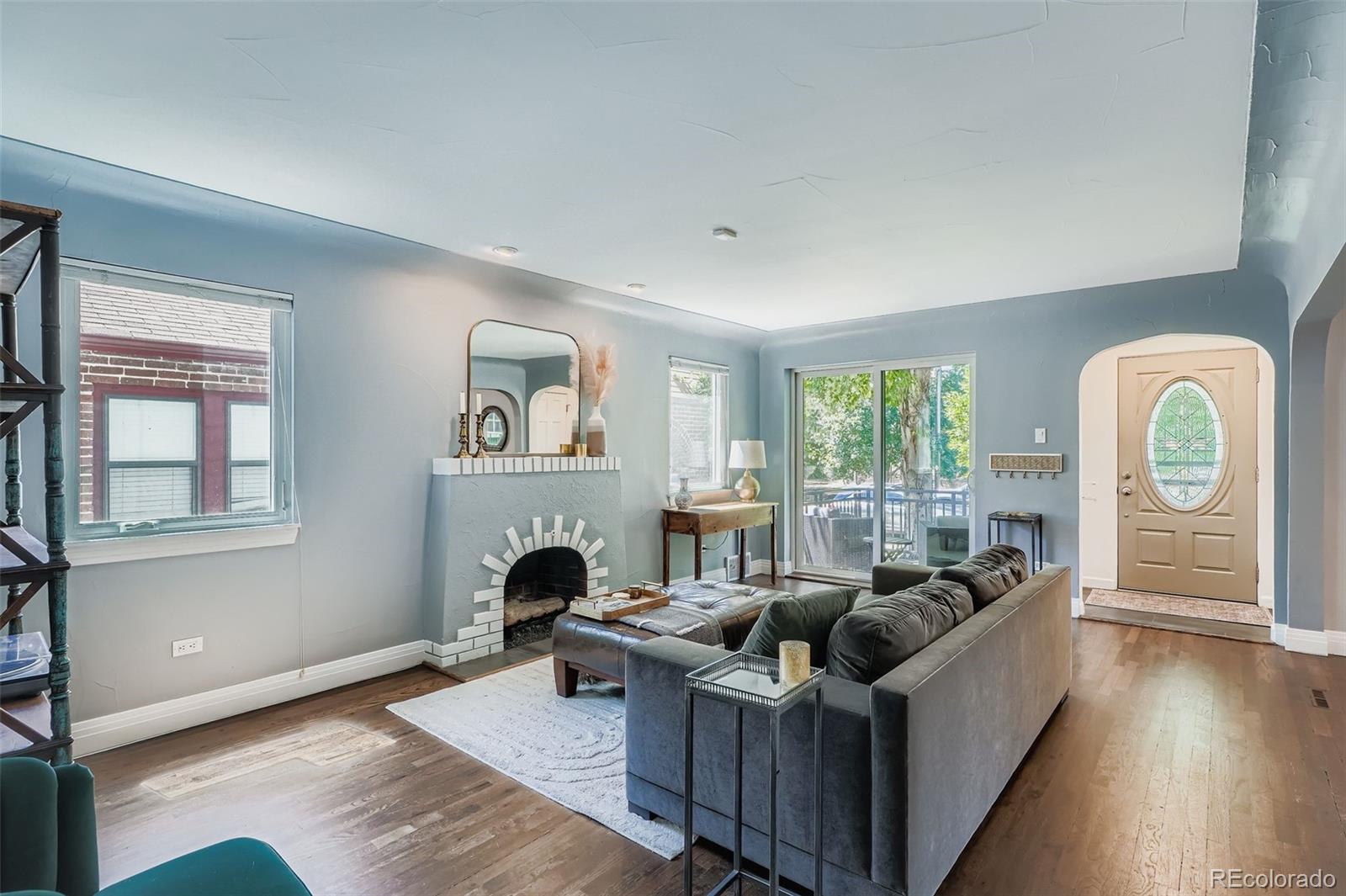 MLS Image #3 for 648 s gaylord street,denver, Colorado