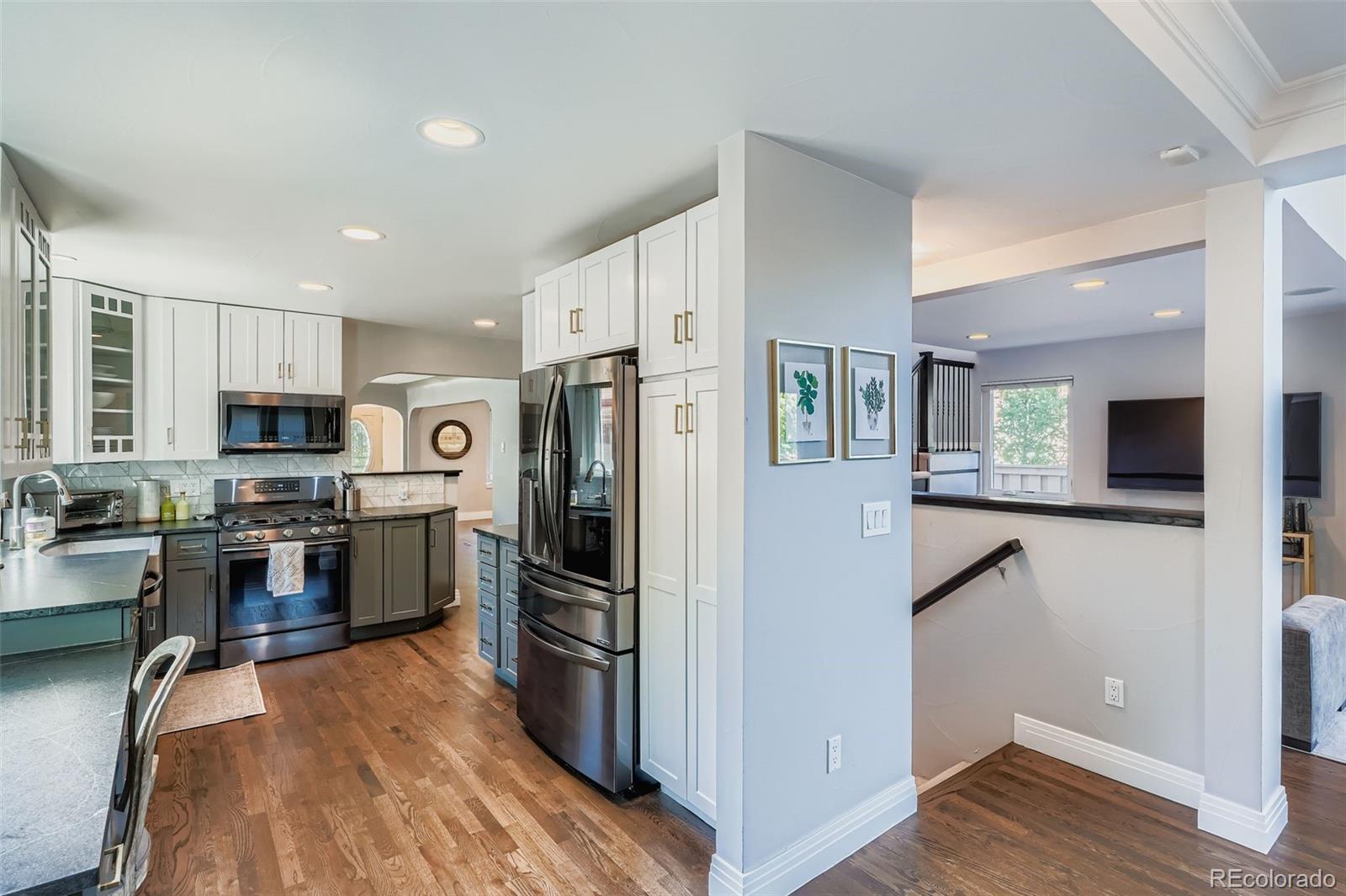 MLS Image #7 for 648 s gaylord street,denver, Colorado