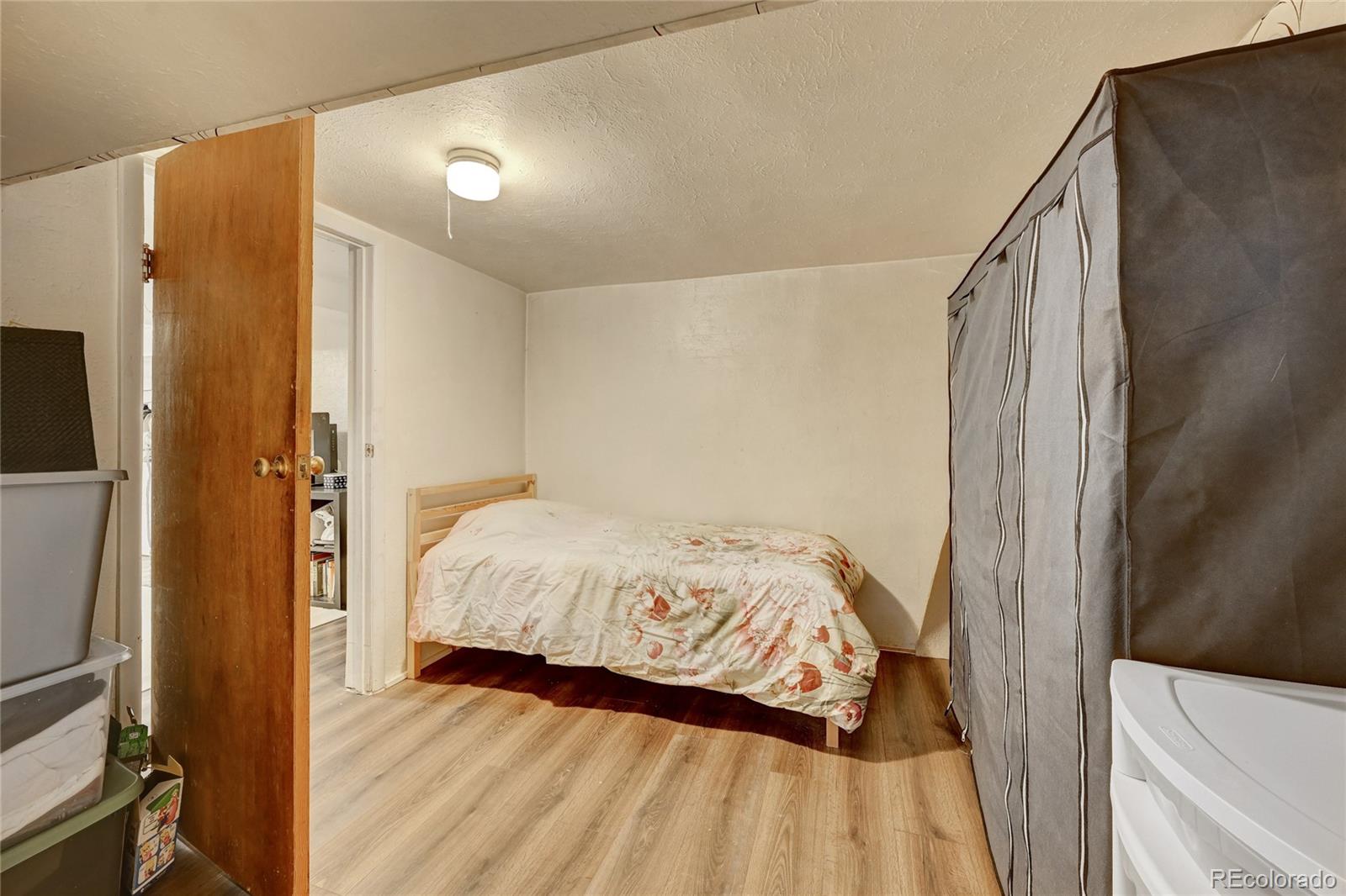 MLS Image #16 for 1168 s madison street,denver, Colorado