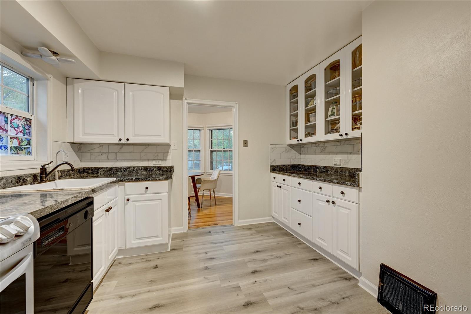 MLS Image #7 for 1168 s madison street,denver, Colorado