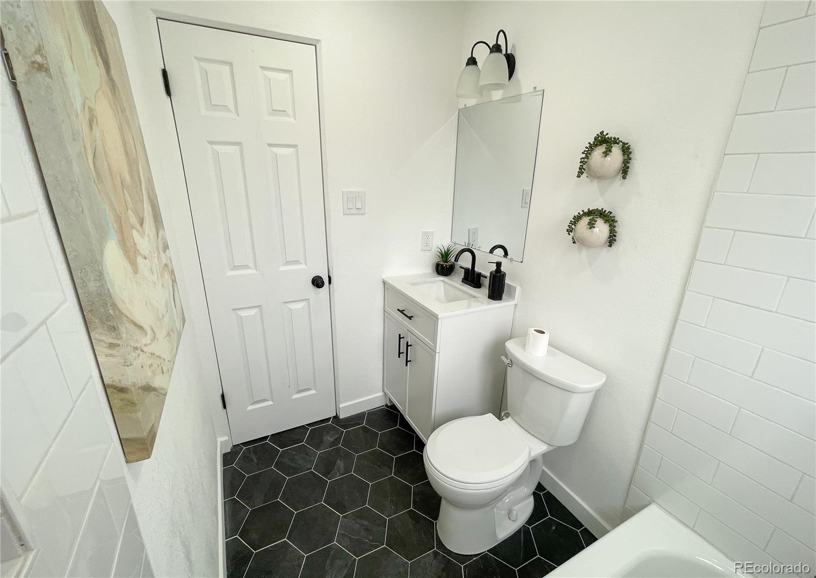 MLS Image #11 for 1840 w arkansas avenue,denver, Colorado