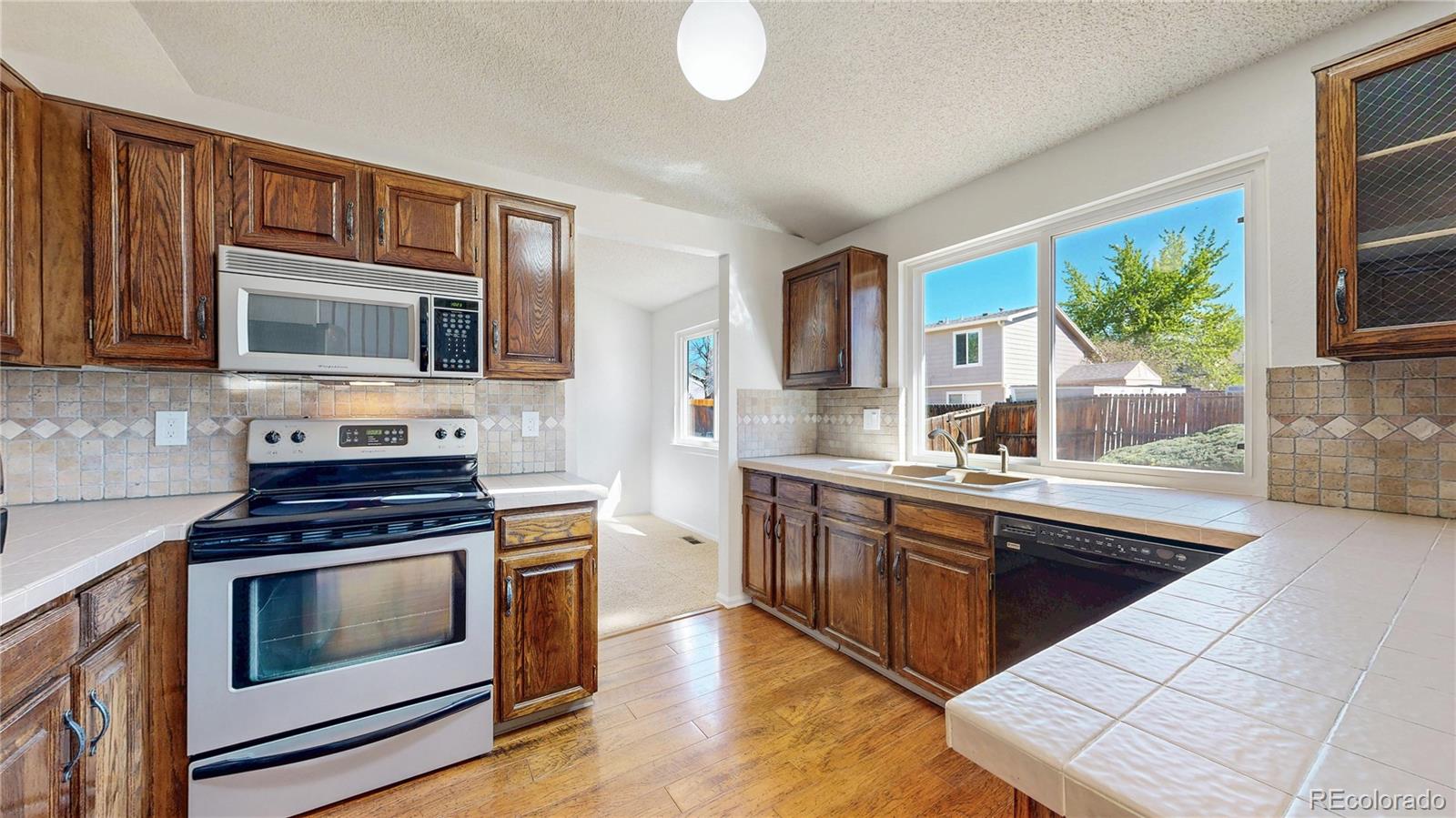 MLS Image #11 for 2186 s telluride court,aurora, Colorado