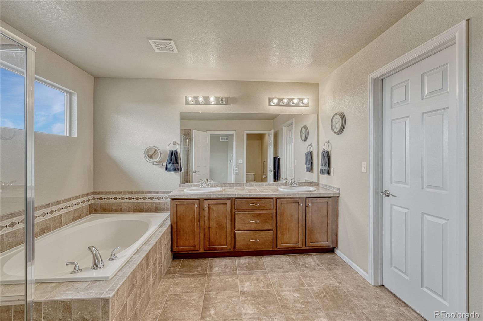 MLS Image #17 for 21523 e stroll avenue,parker, Colorado