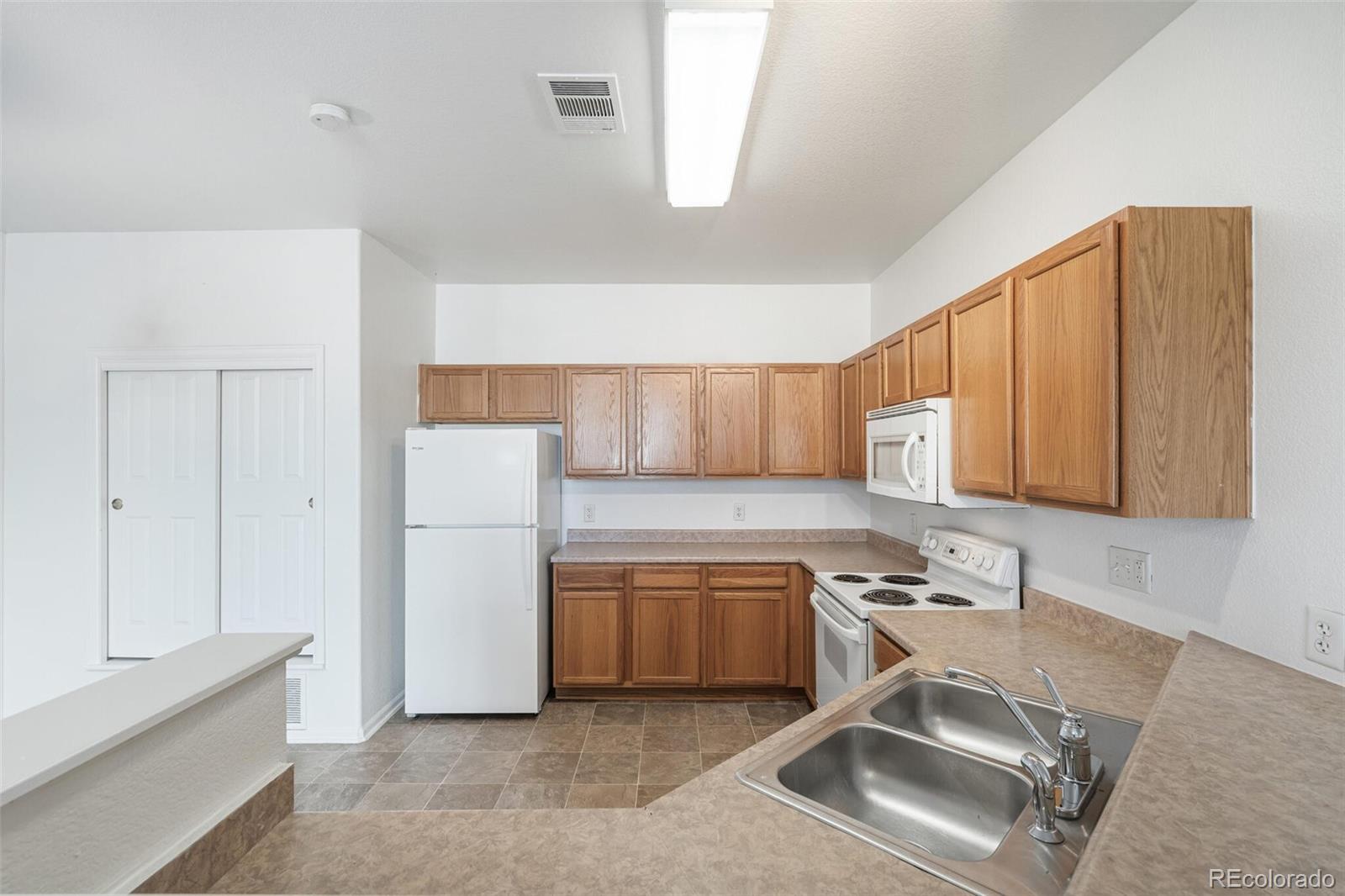 MLS Image #10 for 3252 e 103rd drive,thornton, Colorado
