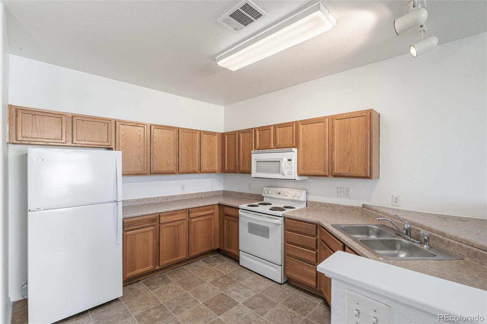 MLS Image #8 for 3252 e 103rd drive,thornton, Colorado