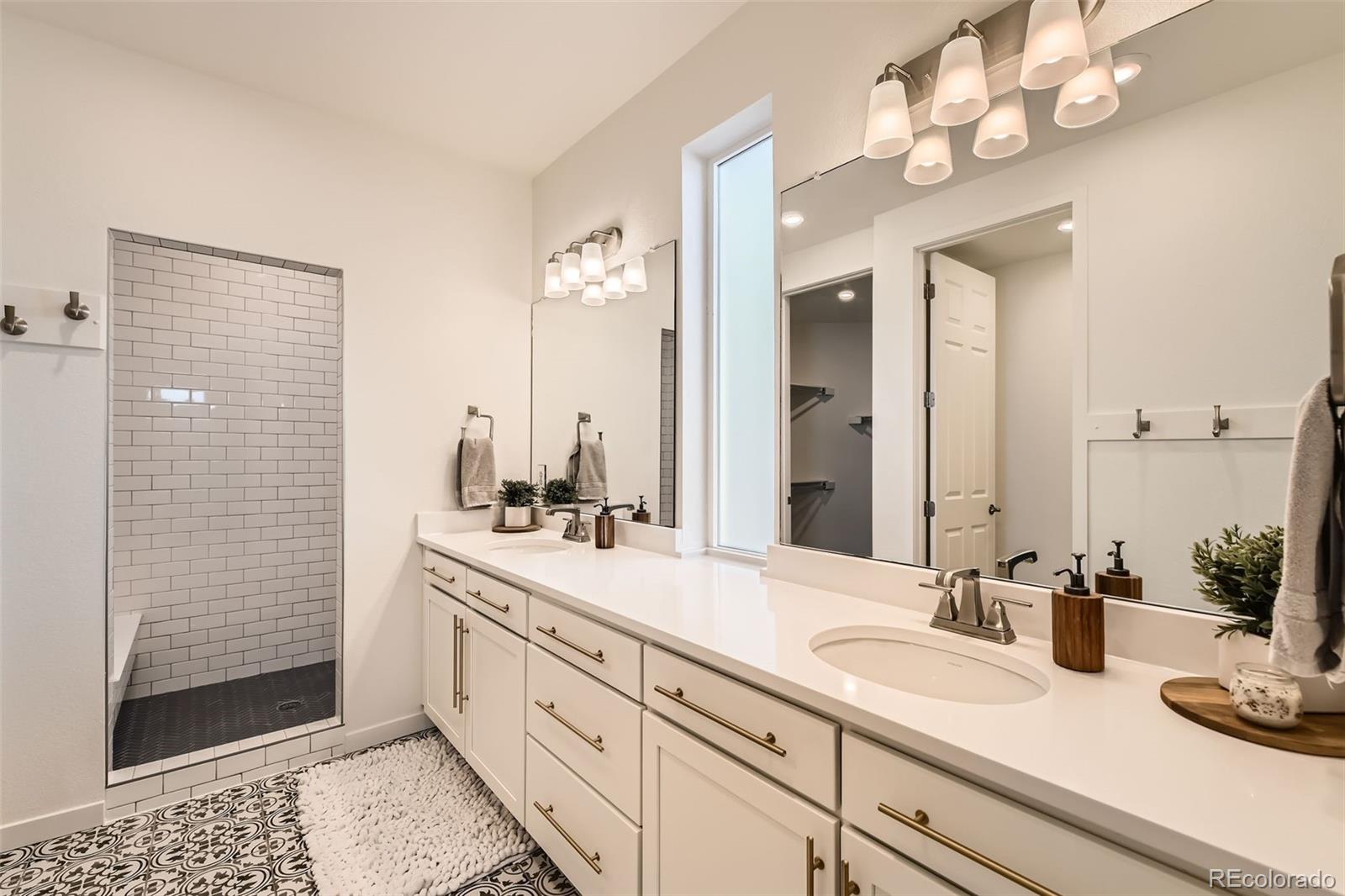 MLS Image #22 for 16487 e 111th place,commerce city, Colorado
