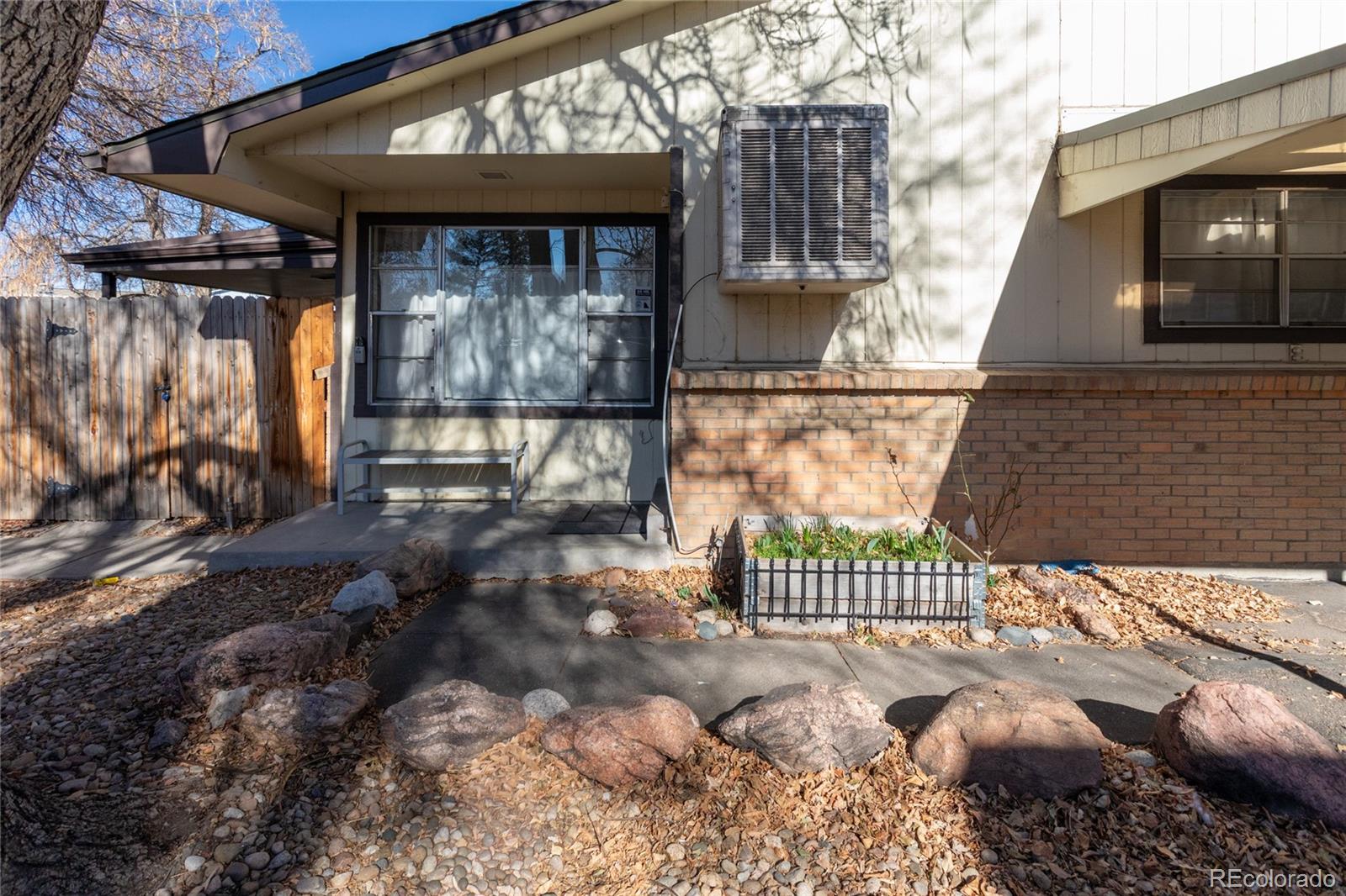 MLS Image #2 for 4  nome way d,aurora, Colorado