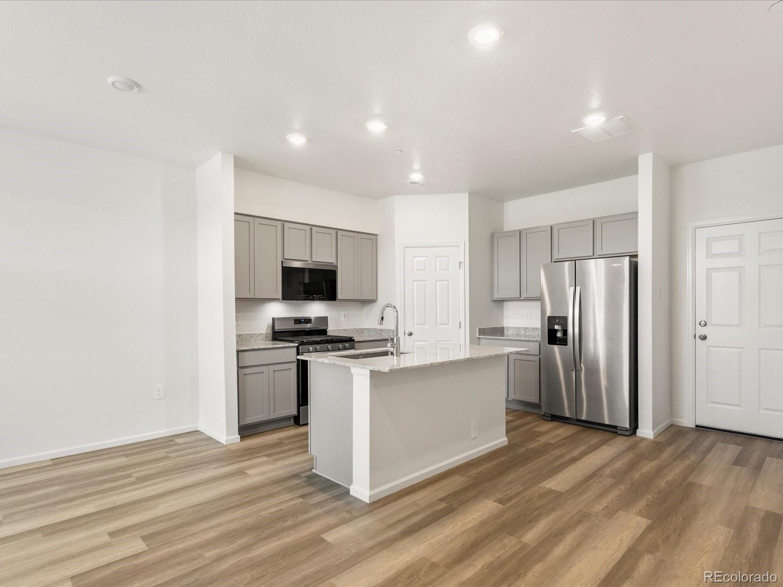 MLS Image #3 for 1620  riverplace drive,windsor, Colorado