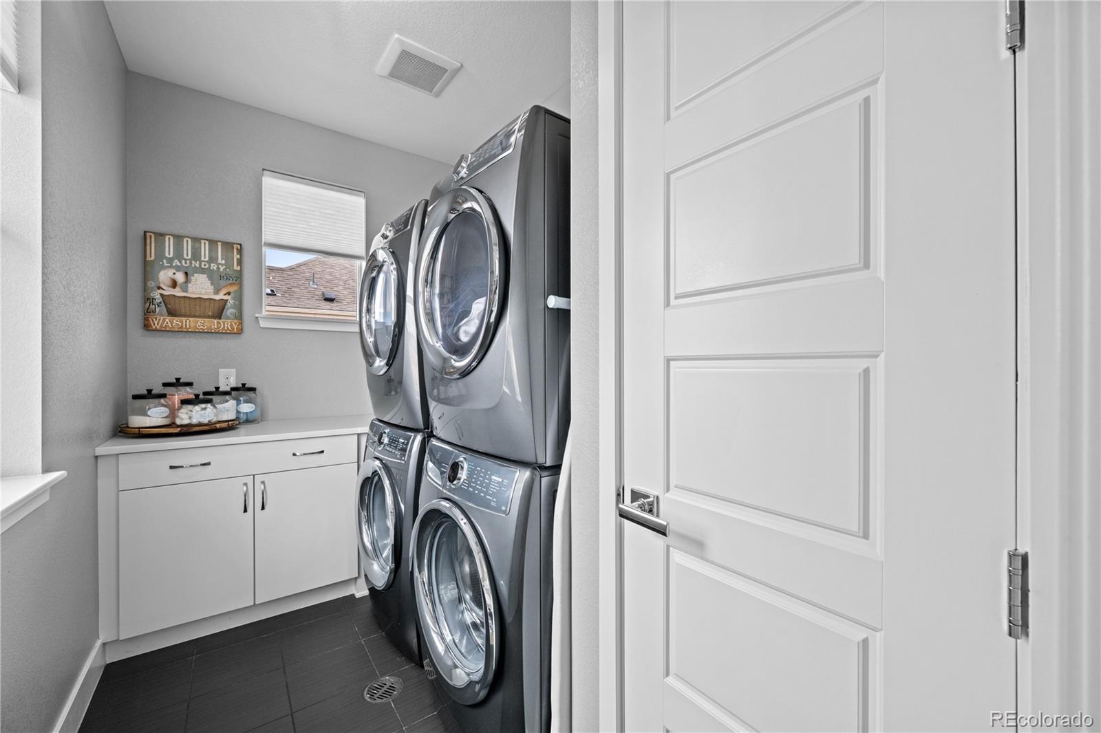 MLS Image #35 for 8659 e 54th avenue,denver, Colorado