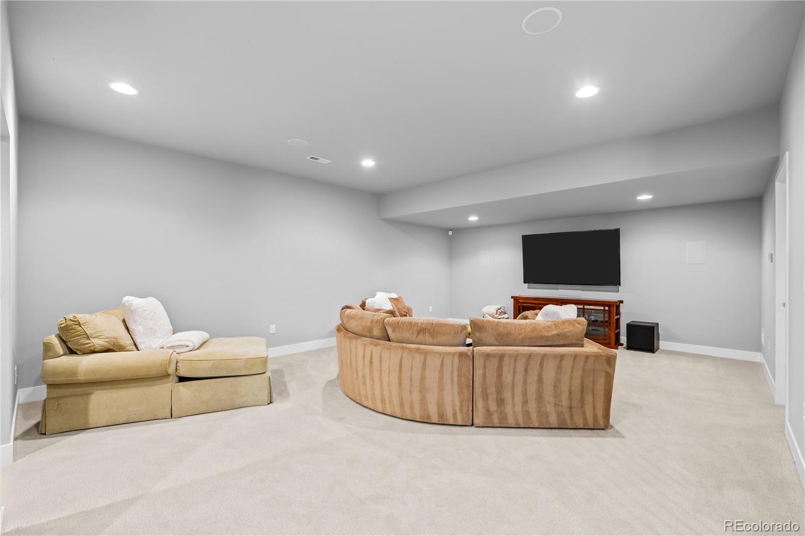 MLS Image #38 for 8659 e 54th avenue,denver, Colorado