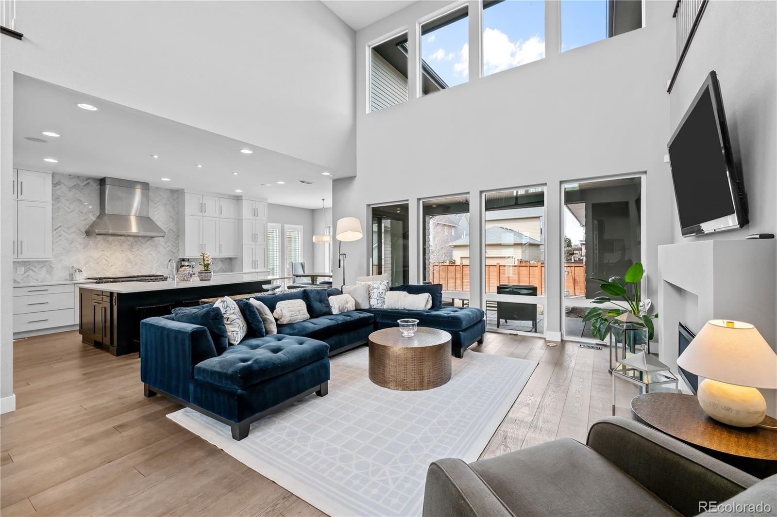 MLS Image #4 for 8659 e 54th avenue,denver, Colorado
