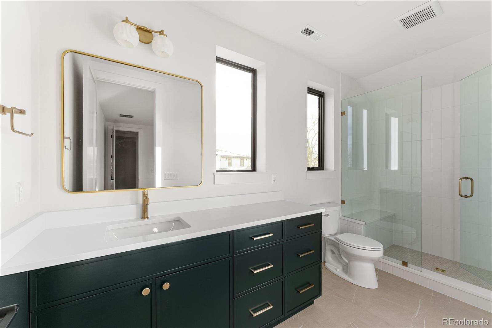 MLS Image #29 for 3310 s clermont street,denver, Colorado