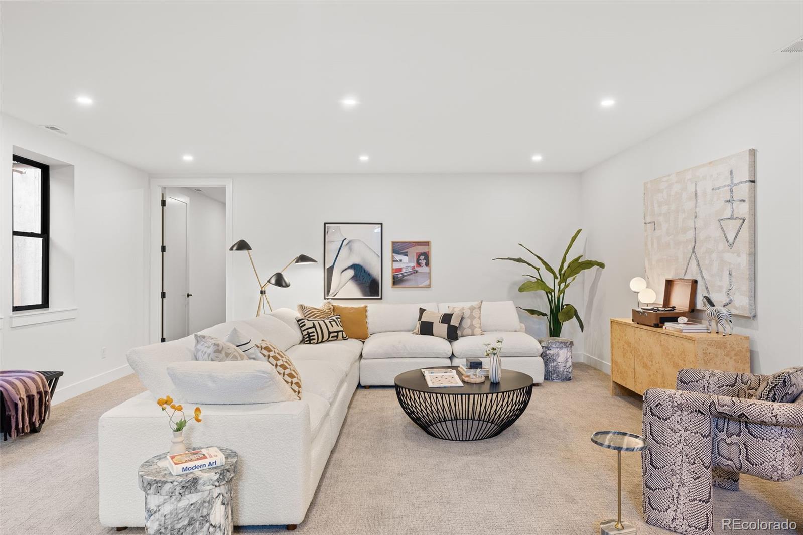 MLS Image #35 for 3310 s clermont street,denver, Colorado