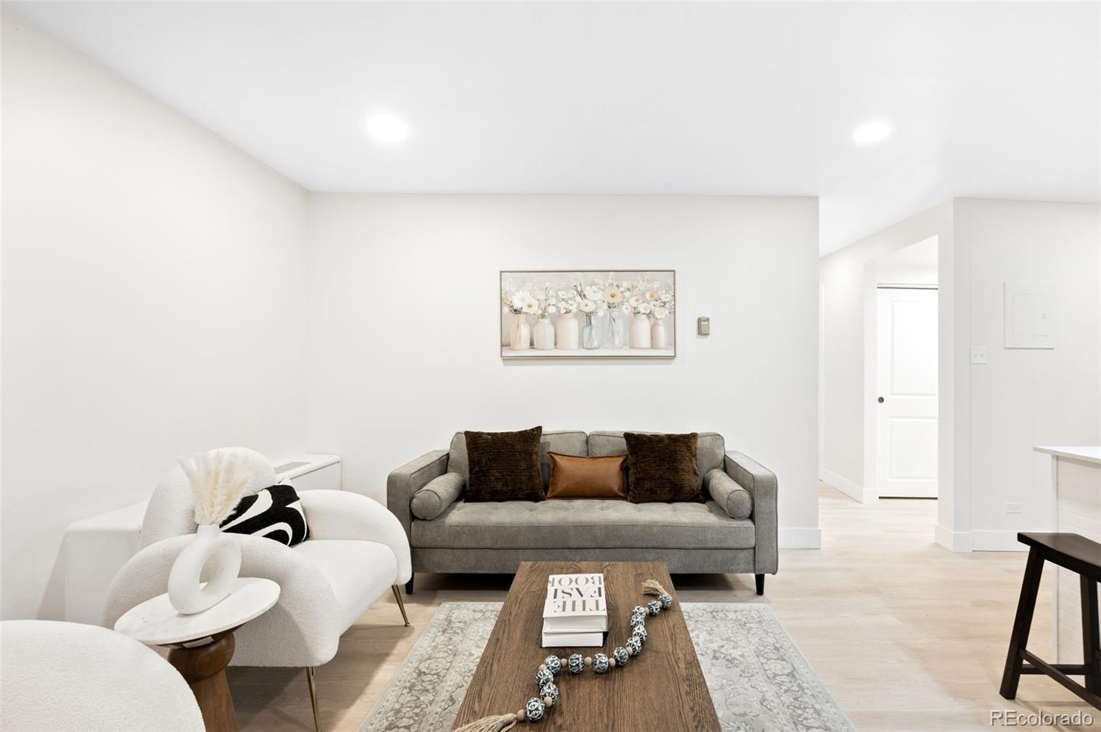MLS Image #10 for 830 n sherman street 306,denver, Colorado