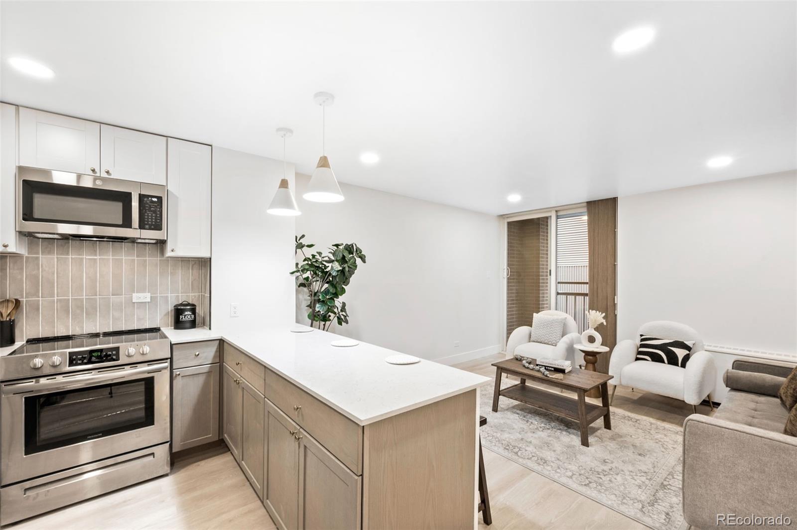 MLS Image #4 for 830 n sherman street 306,denver, Colorado