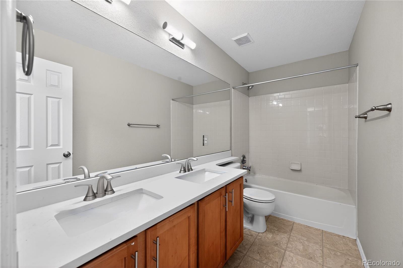 MLS Image #25 for 23291 e orchard place,aurora, Colorado