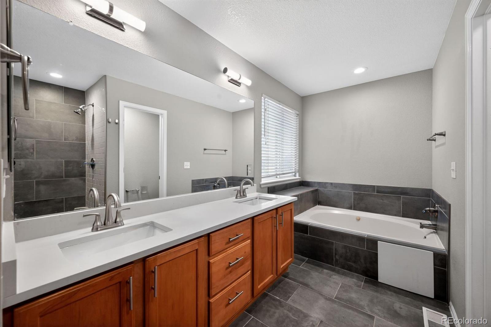 MLS Image #26 for 23291 e orchard place,aurora, Colorado