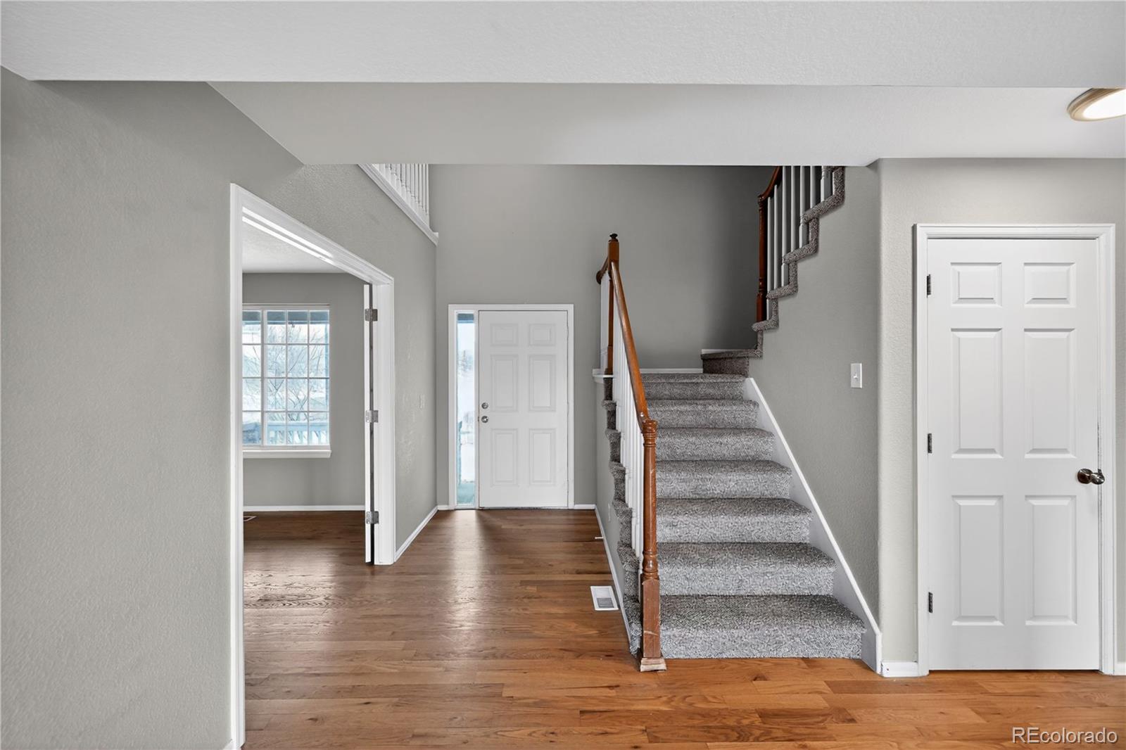 MLS Image #3 for 23291 e orchard place,aurora, Colorado