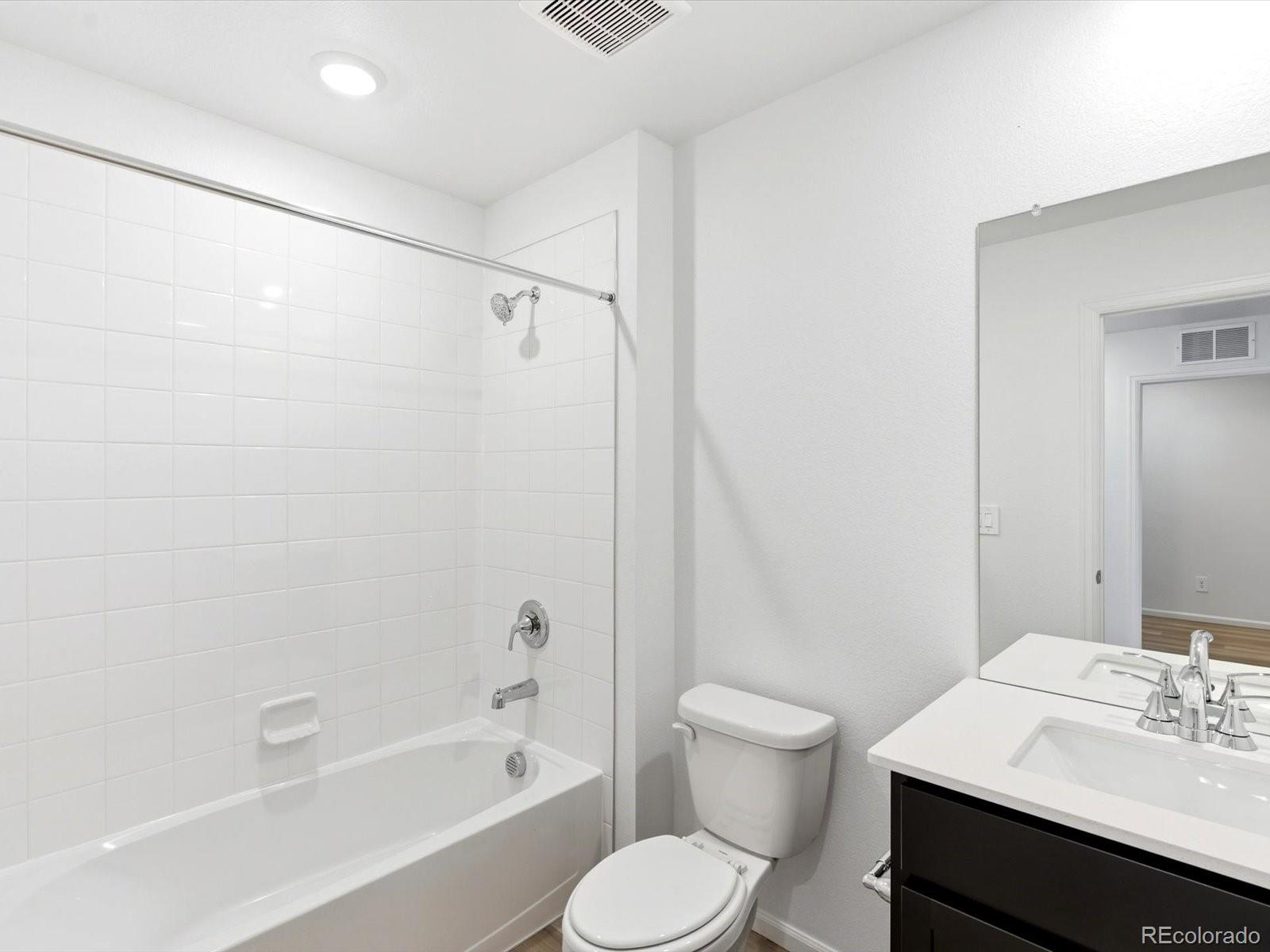 MLS Image #11 for 6527 n nepal street,aurora, Colorado