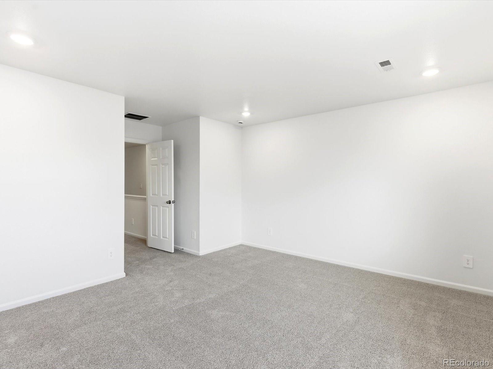 MLS Image #13 for 6527 n nepal street,aurora, Colorado