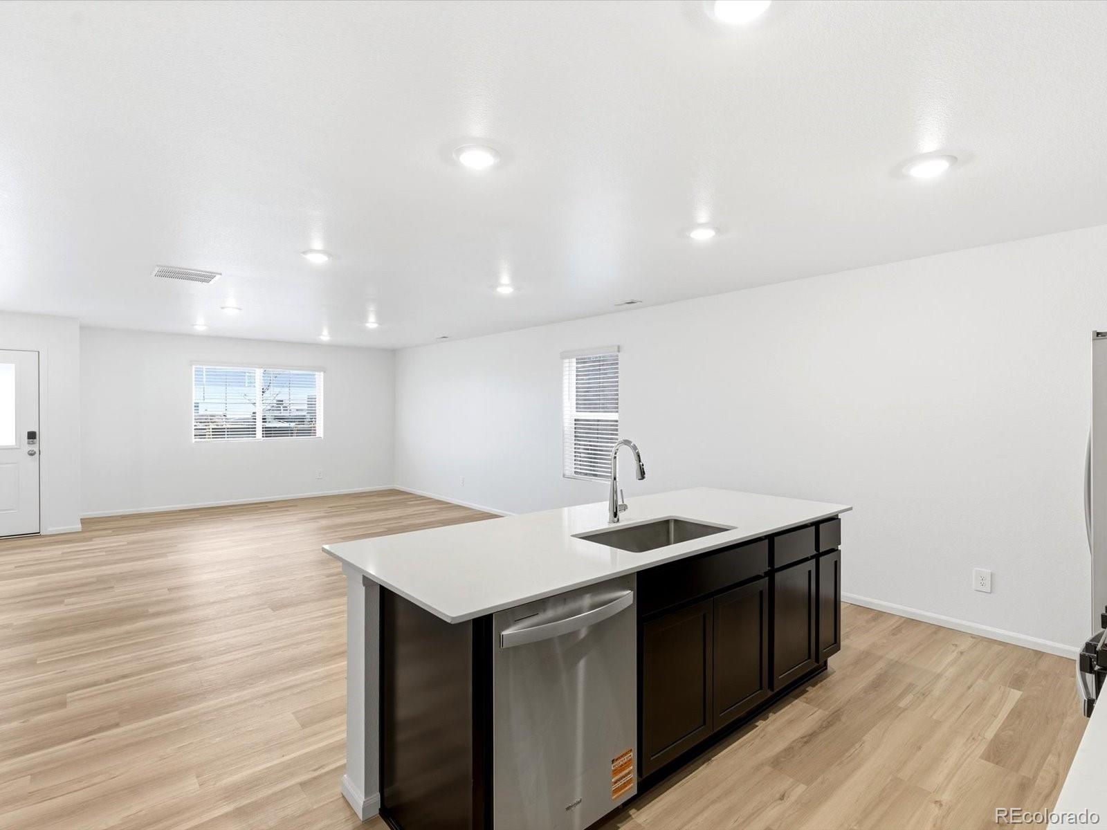 MLS Image #5 for 6527 n nepal street,aurora, Colorado