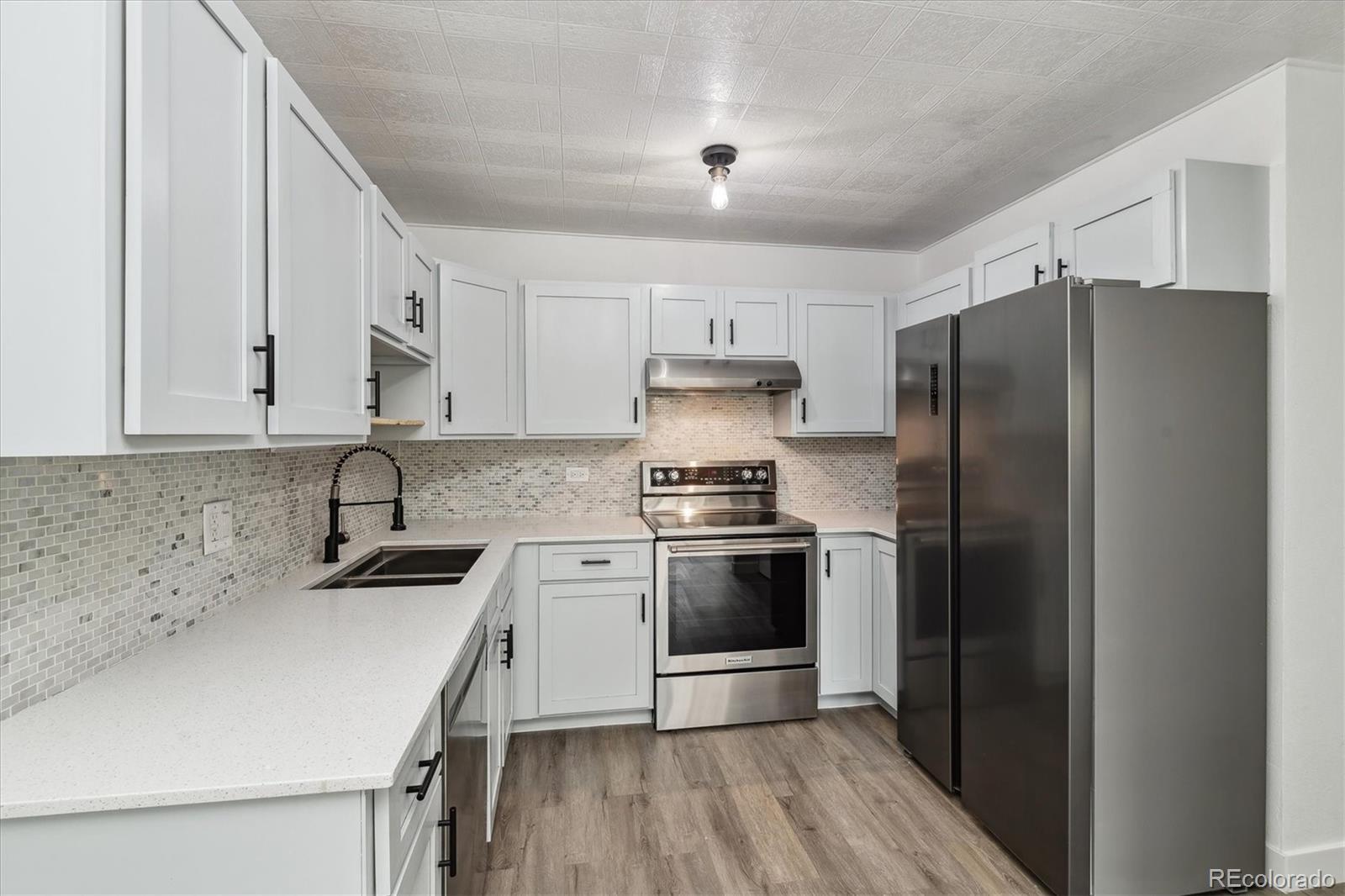 MLS Image #2 for 585 s alton way,denver, Colorado