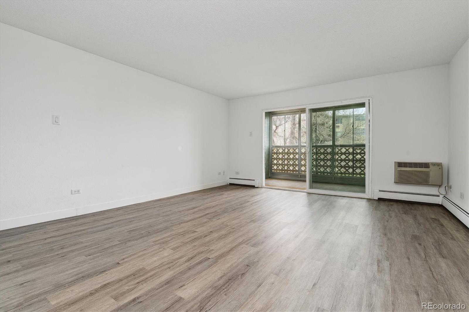 MLS Image #6 for 585 s alton way,denver, Colorado