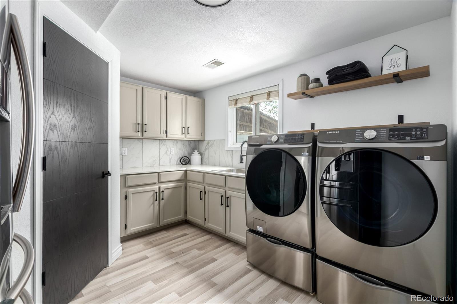 MLS Image #20 for 739  sage place,berthoud, Colorado