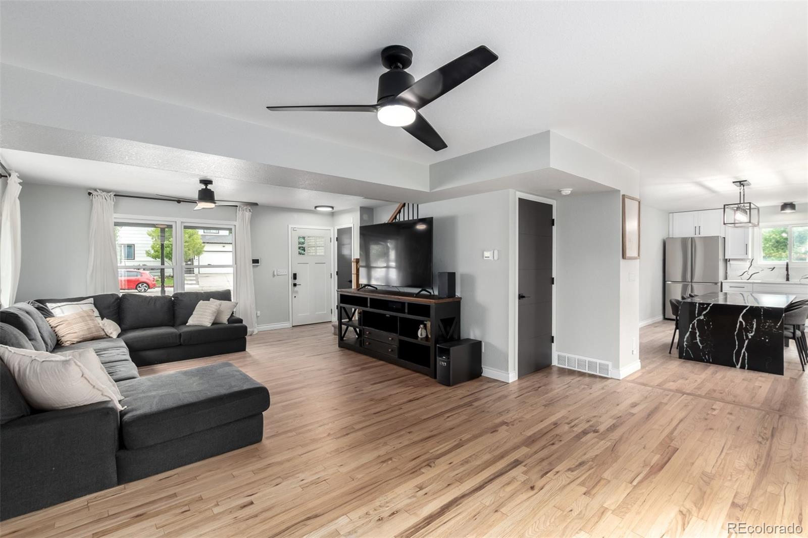 MLS Image #4 for 739  sage place,berthoud, Colorado