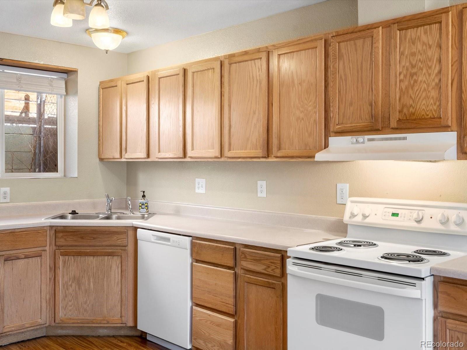 MLS Image #6 for 1247  raleigh street,denver, Colorado