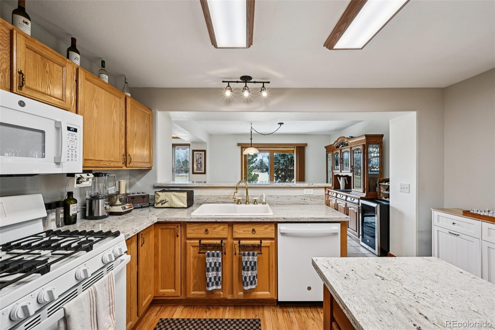 MLS Image #5 for 10424  hollyhock court,highlands ranch, Colorado