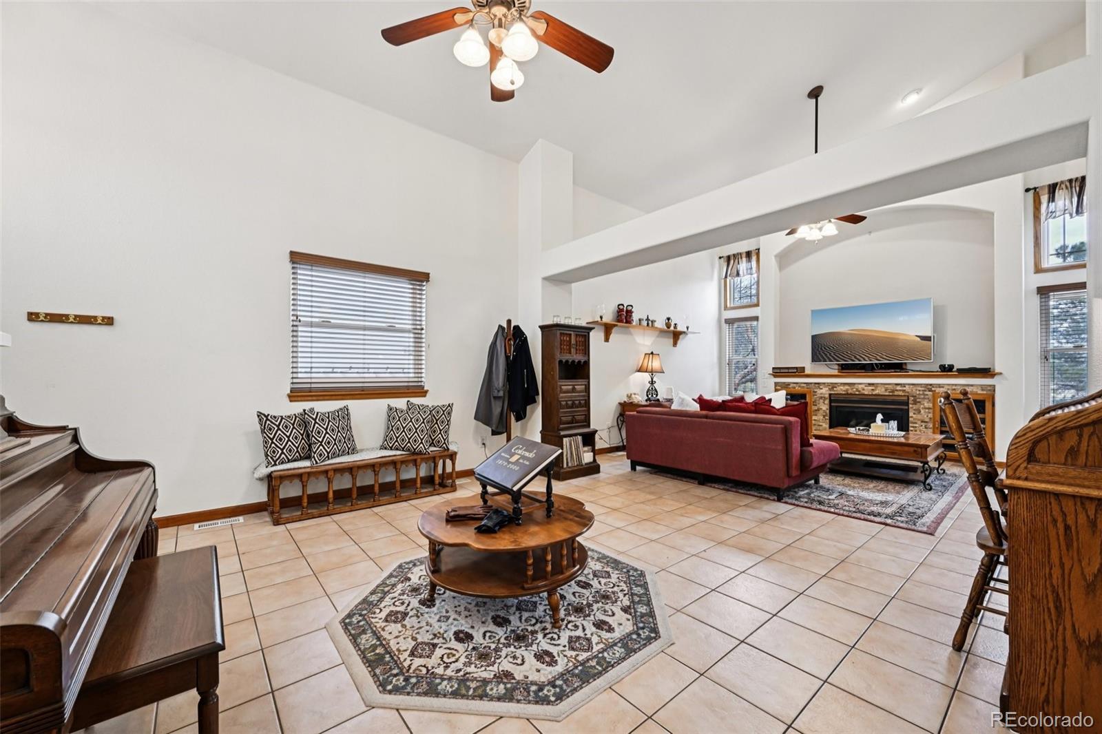 MLS Image #7 for 10424  hollyhock court,highlands ranch, Colorado
