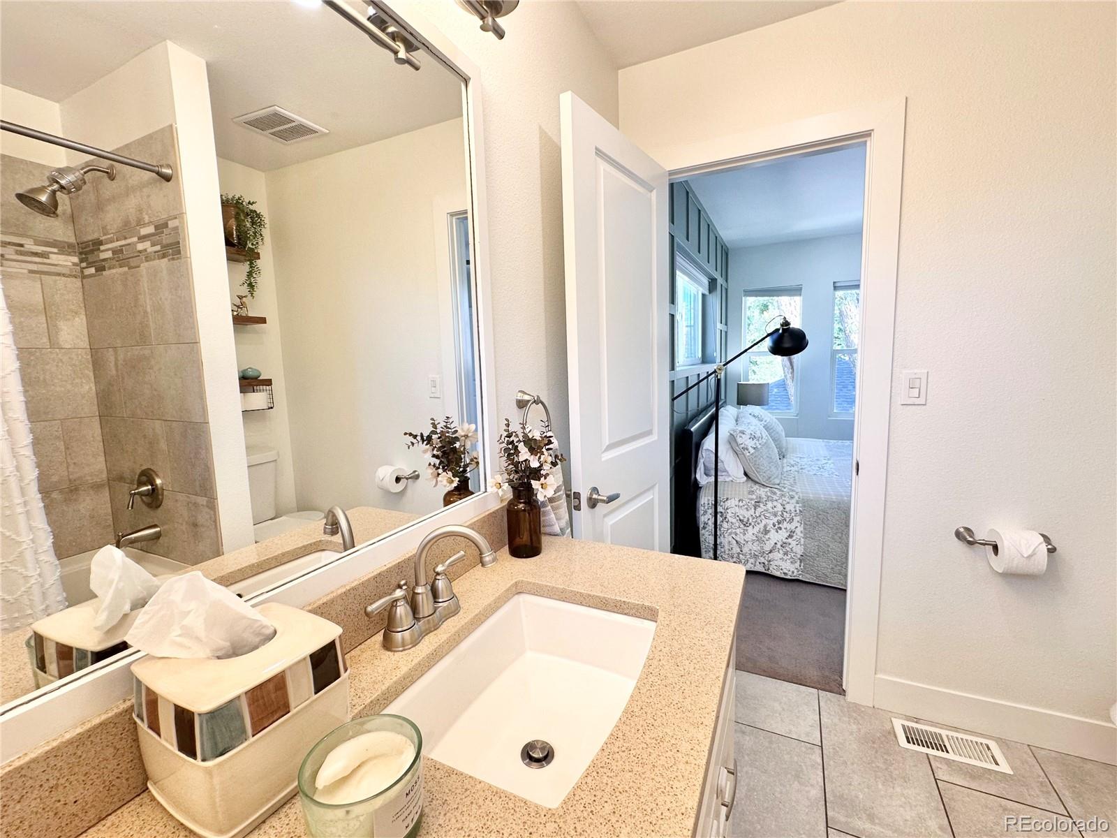 MLS Image #23 for 2874 s bannock street,englewood, Colorado