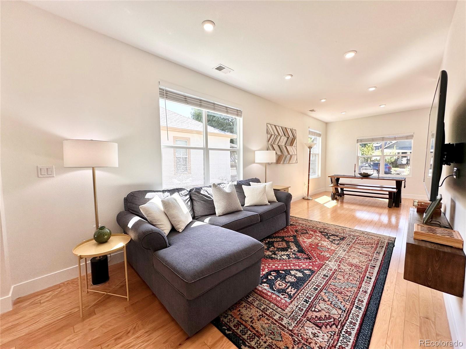 MLS Image #6 for 2874 s bannock street,englewood, Colorado