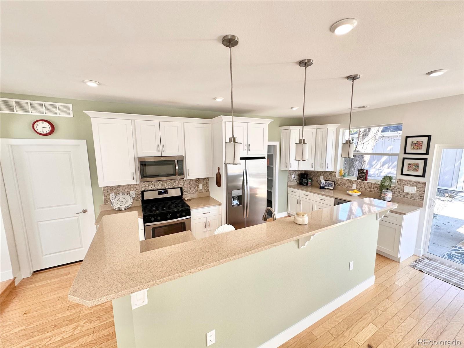 MLS Image #9 for 2874 s bannock street,englewood, Colorado