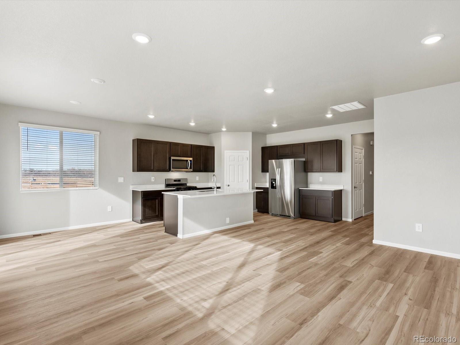 MLS Image #8 for 1683  yampa river drive,windsor, Colorado