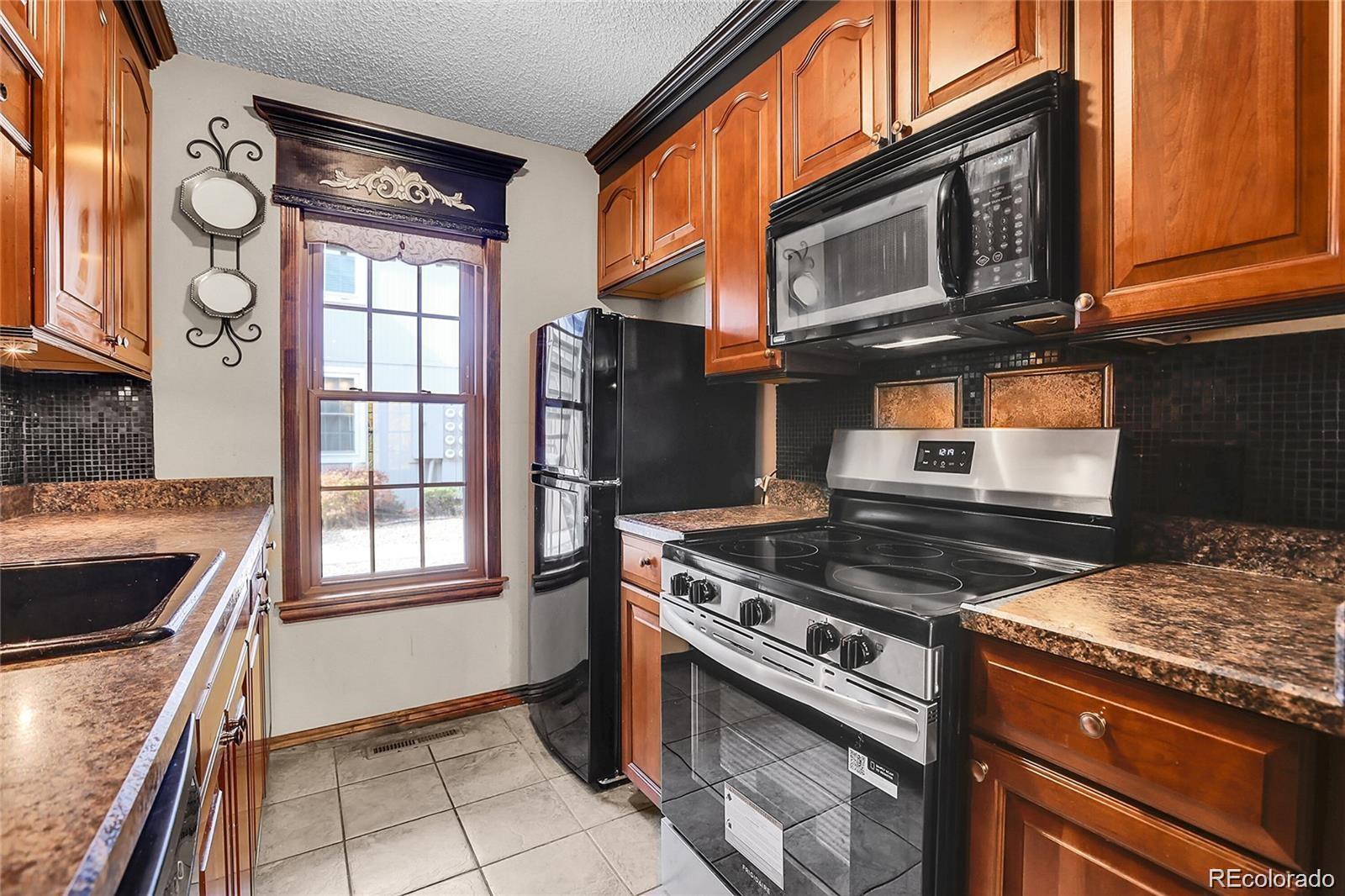 MLS Image #12 for 2301 e fremont avenue,centennial, Colorado