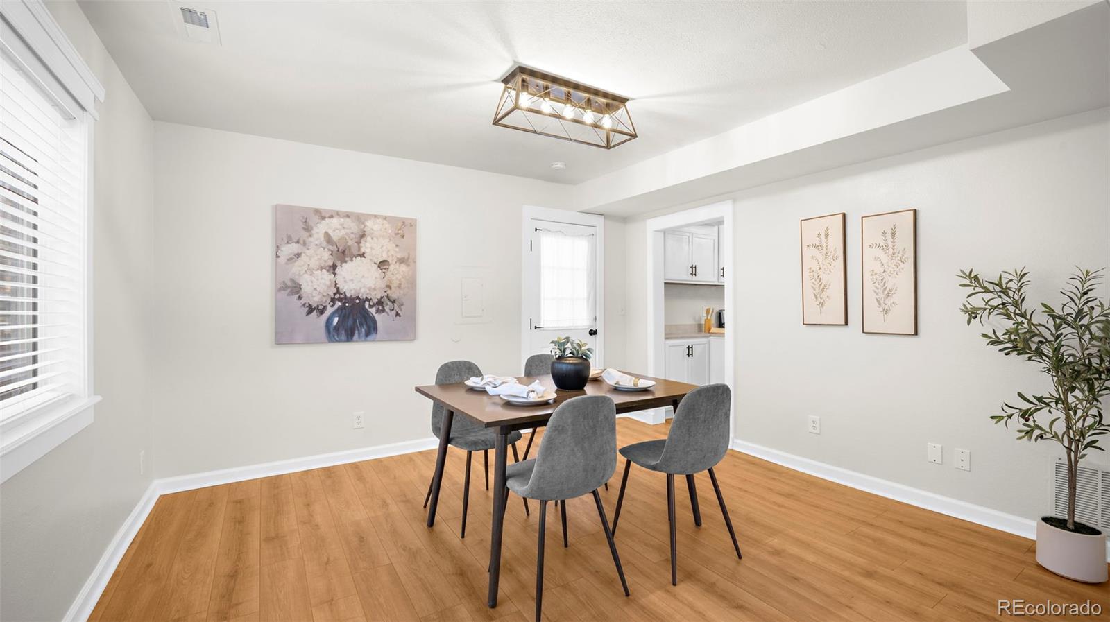 MLS Image #12 for 428 e st vrain ,colorado springs, Colorado