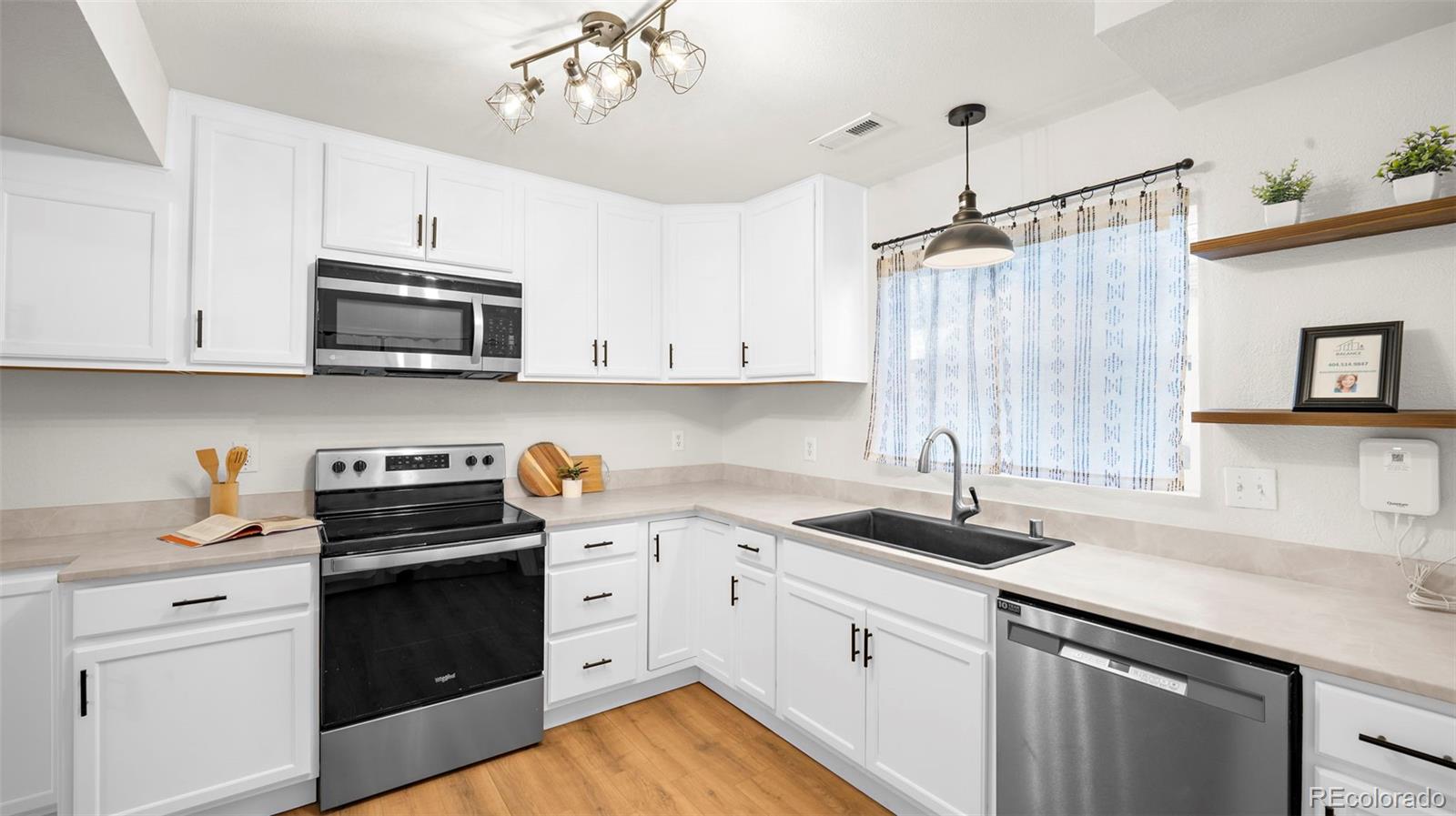 MLS Image #16 for 428 e st vrain ,colorado springs, Colorado