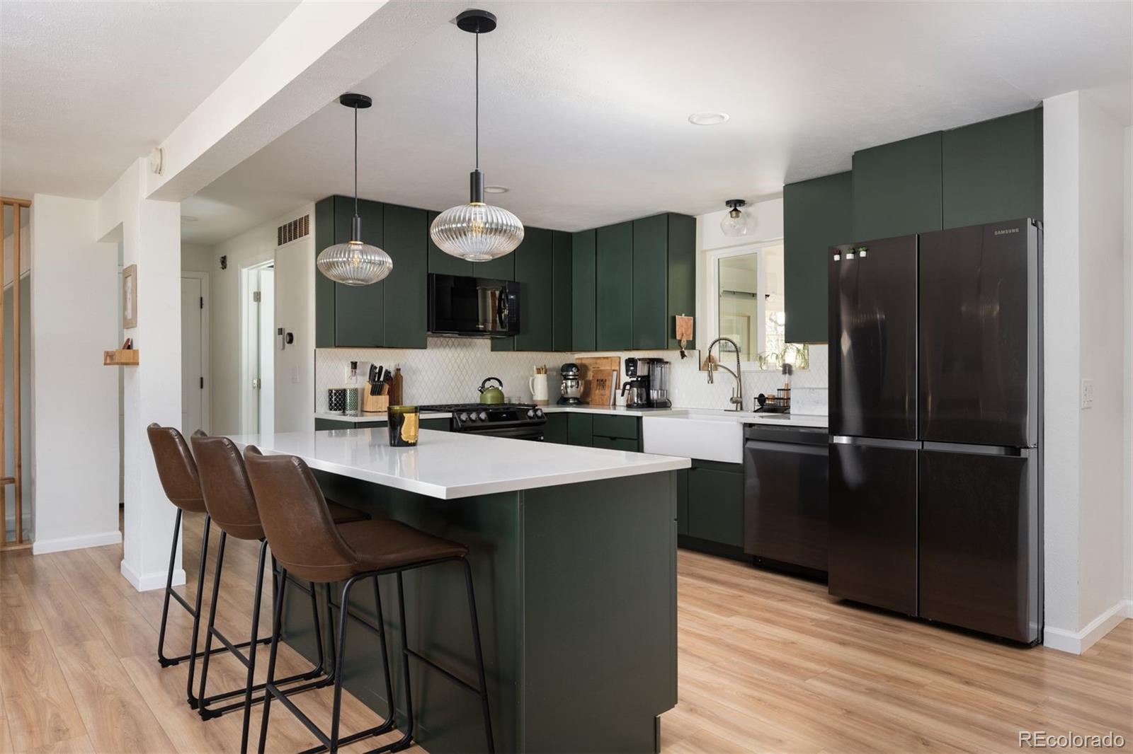 MLS Image #10 for 6924 e montana place,denver, Colorado