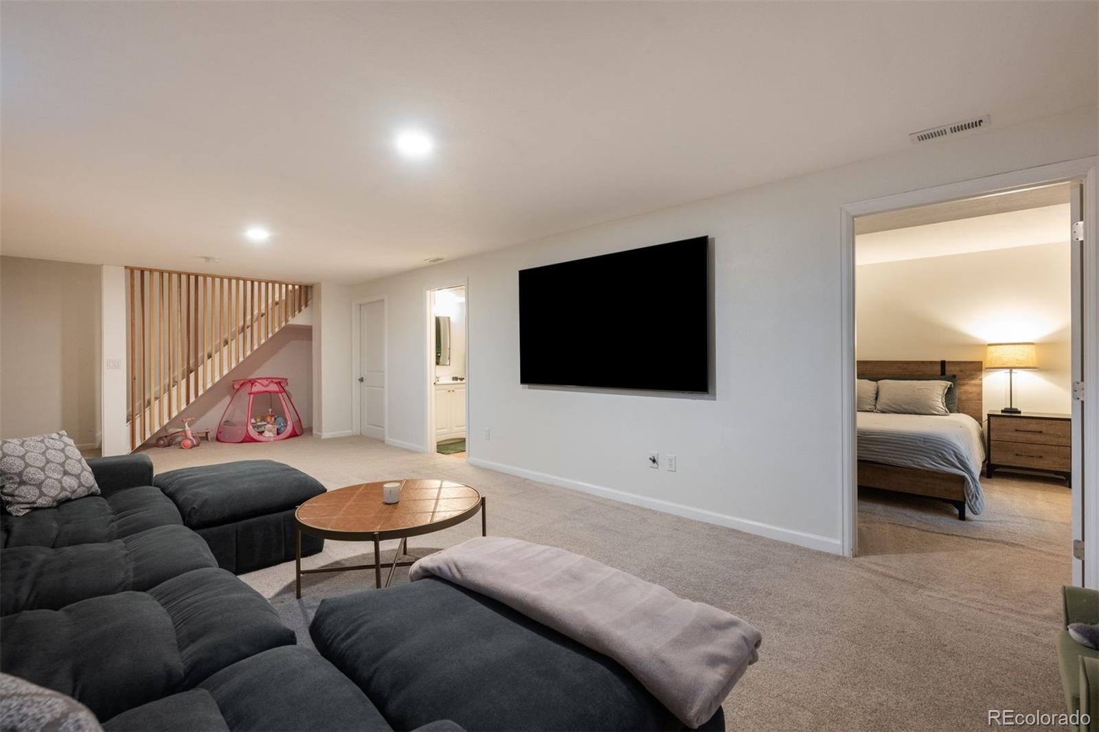 MLS Image #33 for 6924 e montana place,denver, Colorado