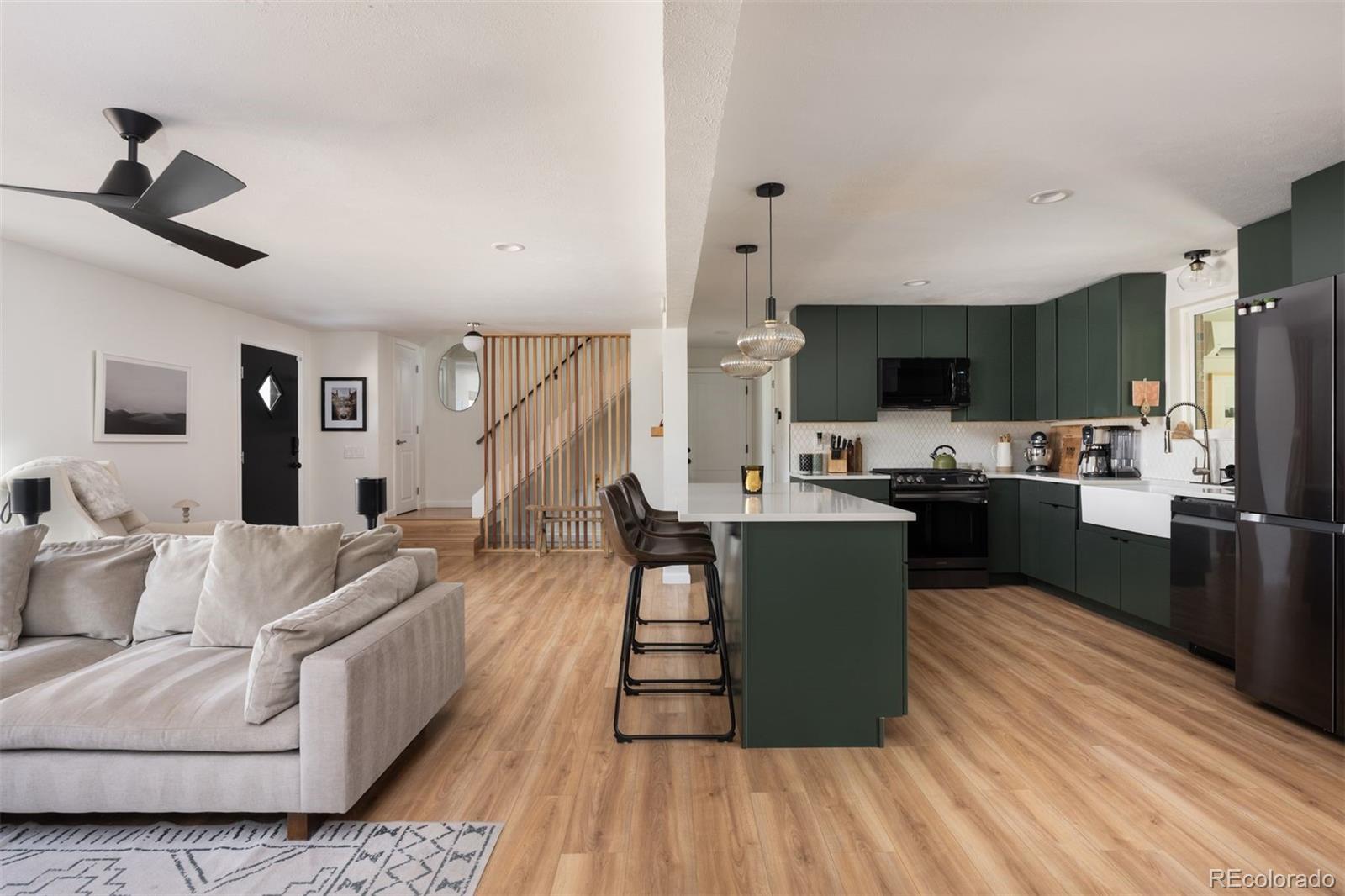 MLS Image #7 for 6924 e montana place,denver, Colorado