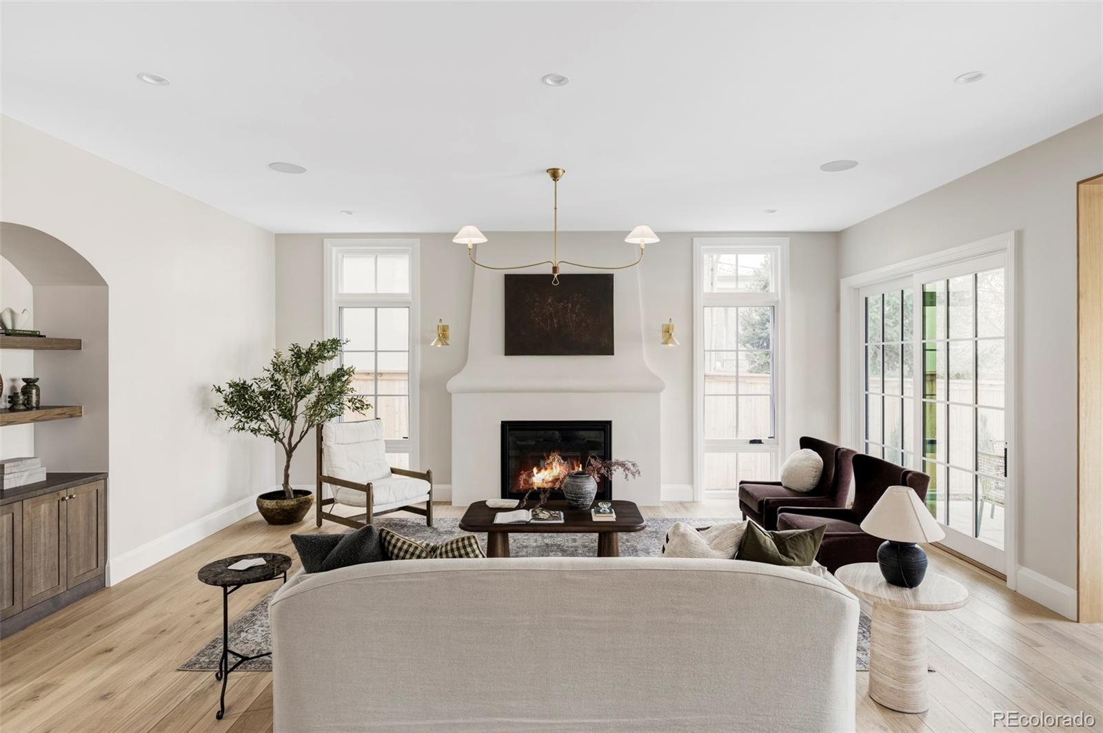 MLS Image #11 for 525 s high street,denver, Colorado