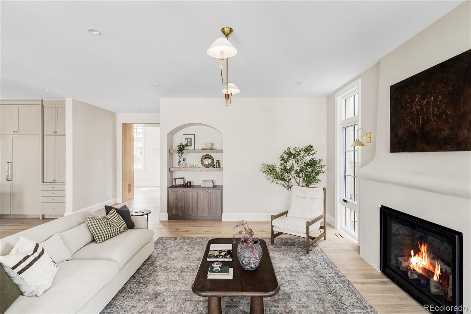 MLS Image #12 for 525 s high street,denver, Colorado