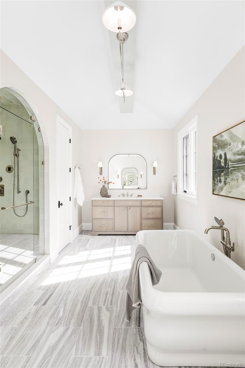 MLS Image #22 for 525 s high street,denver, Colorado