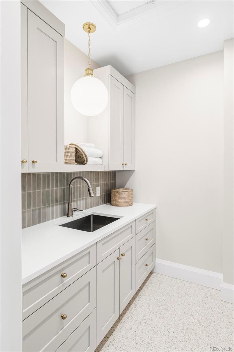 MLS Image #31 for 525 s high street,denver, Colorado