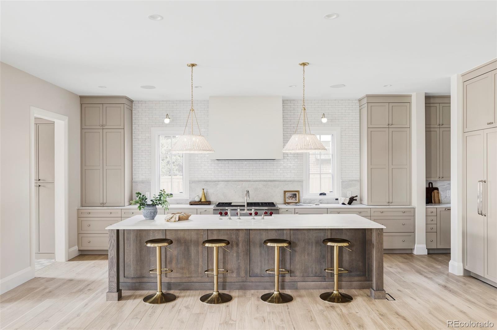 MLS Image #7 for 525 s high street,denver, Colorado